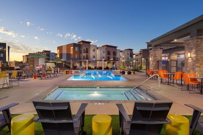 Photo - Hangar at Thunderbird