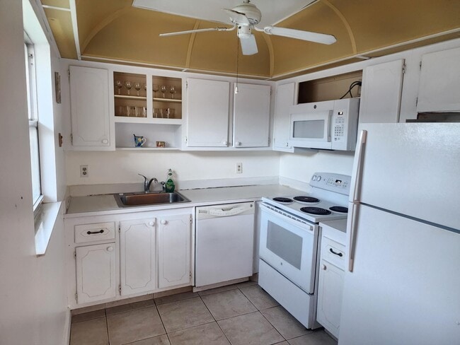 Photo - 509 Saxony Dr Unit K