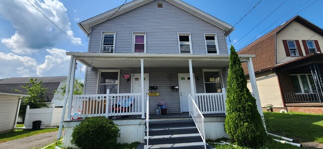Photo - 64 E State St