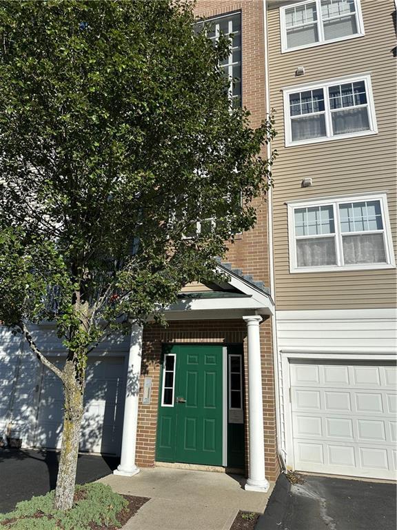 Photo - 104 E Mill St Unit 103