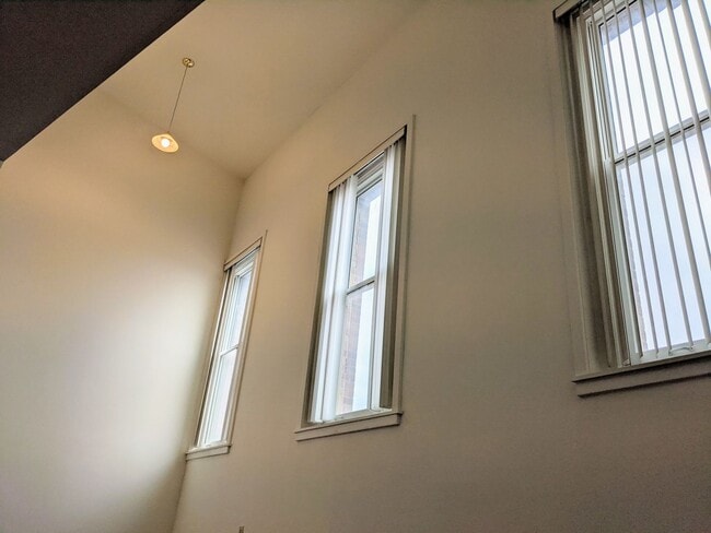 Photo - Spacious 2 Bedroom Apartment in Emmaus! Unit 309 WHITE 38