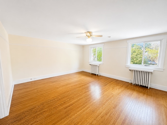 Photo - 45 Fairleigh Crescent
