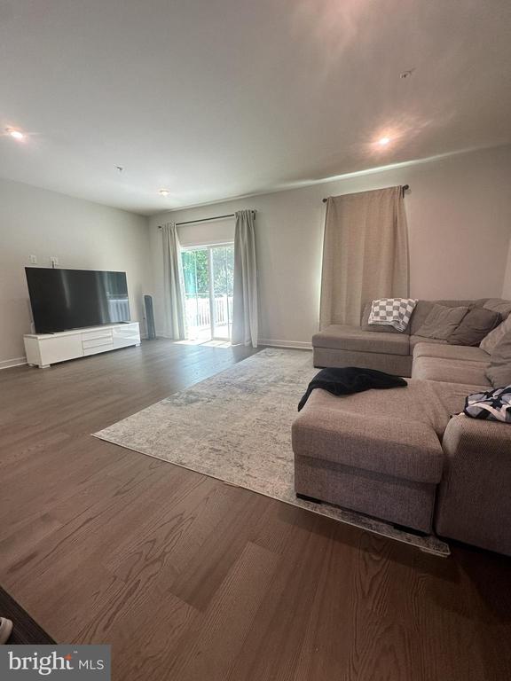 Photo - 141 Arden Wy