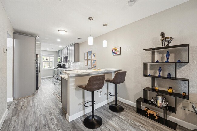 Photo - 1212 Shelby St