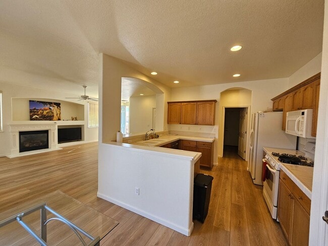 Photo - 1731 Camaraderie Way