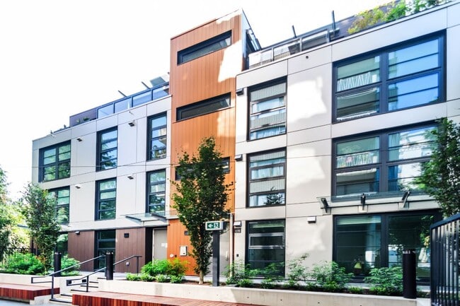 Building Photo - Kirya Apartments