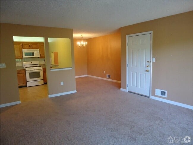 Building Photo - 313 Wimbeldon Ct Rental