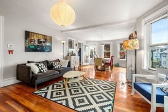 2 Exeter St Unit 2