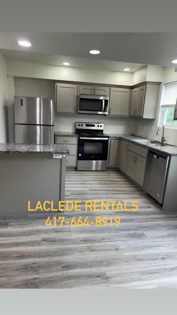 Photo - 3 BEDROOM 2.5 BATHROOM TOWNHOUSE FOR RENT