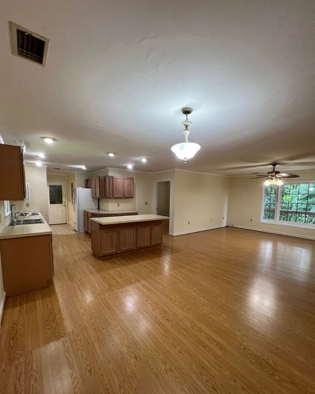 Photo - 193 Edgewood Ridge Rd