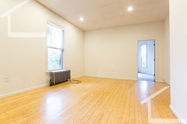 Photo - 40 Newton St Unit 2