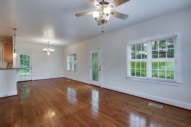 Photo - 111 Daleyuhski Way