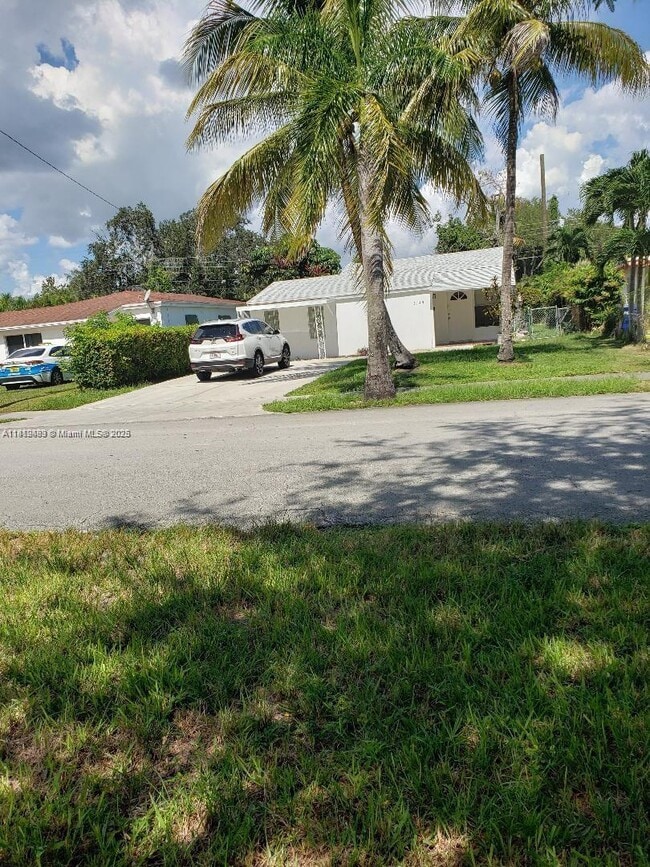 Building Photo - 2149 NE 179th St Rental