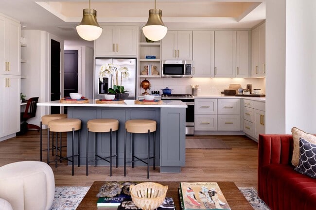 2BR, 2BA - 1,348SF (Type B2) Kitchen