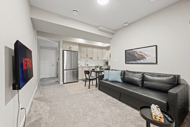 Photo - 8664 Edgemont Link NW Unit SI ID1363964P