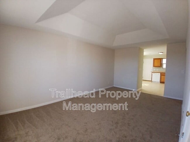 Photo - 1110 N Noland Rd