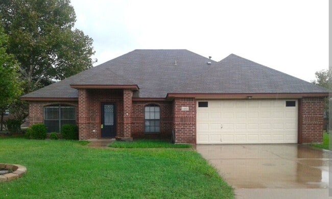 3-bedroom 2-bathroom house! - 3-bedroom 2-bathroom house!