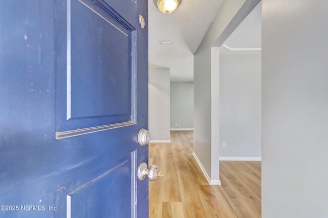 Photo - 3400 Red Oak Cir