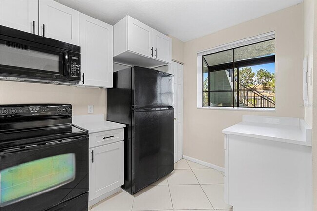 Photo - 2073 Skimmer Ct Unit 211