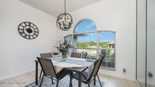 Photo - 805 7 Gables Cir SE