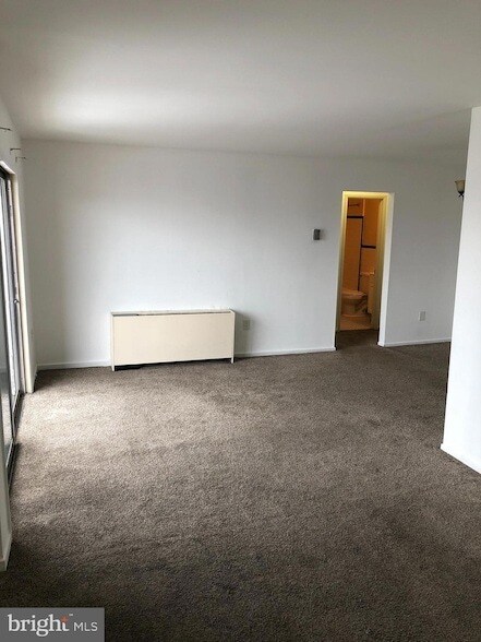 Photo - 4423 Romlon St Unit 303