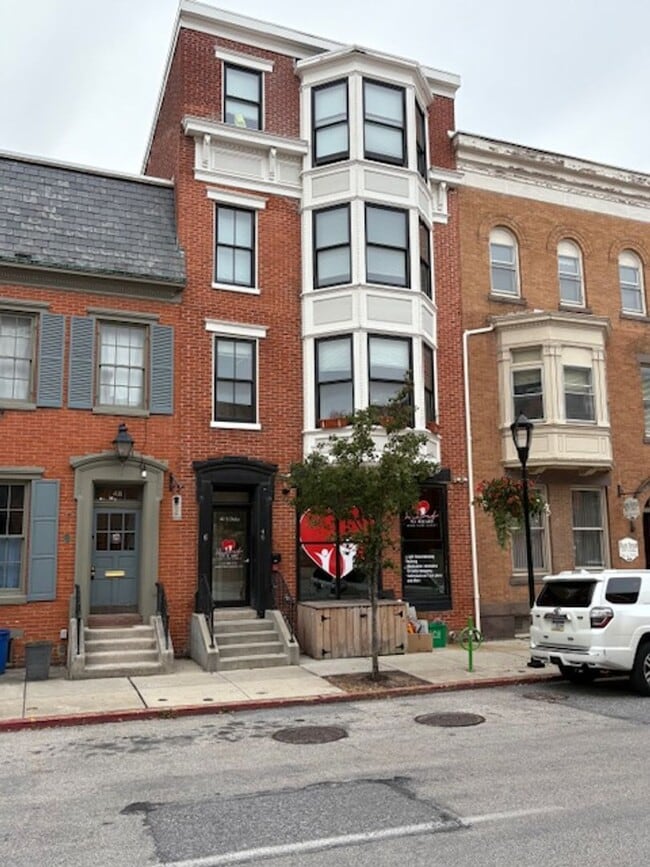 Building Photo - 46 S Duke St Unit 46 S Duke St  2