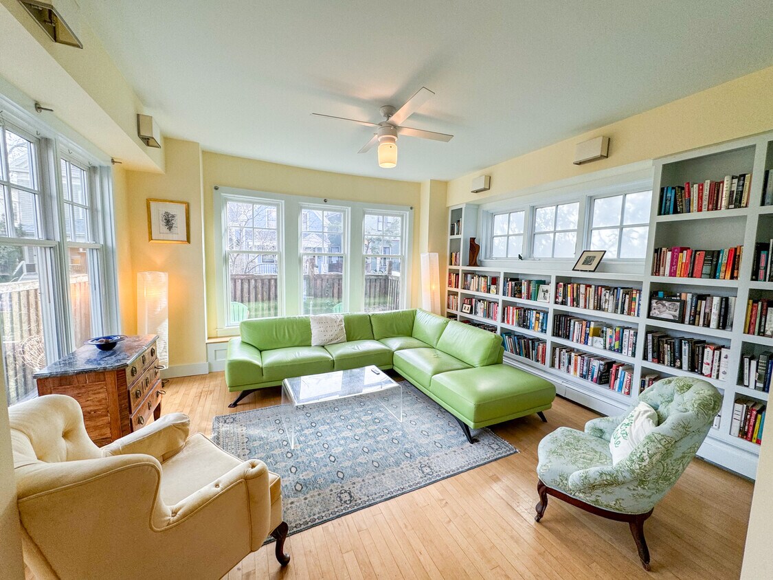 Photo - 3 Howland St (Cambridge, MA)