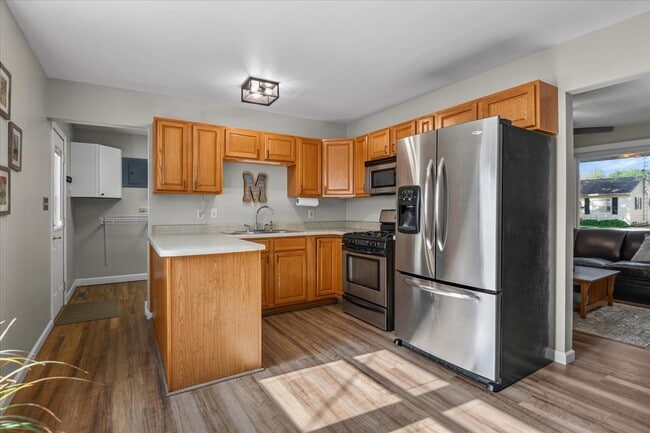 Photo - 1326 Johnson Ln