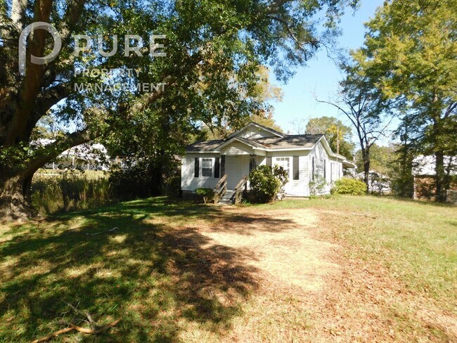 Building Photo - 5208 Highland Ave