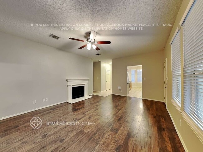 Photo - 3932 Overlake Dr