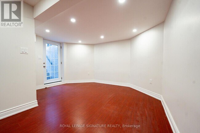 Photo - 3163 Galbraith Dr