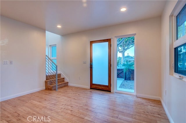 Photo - 1048 Maple St