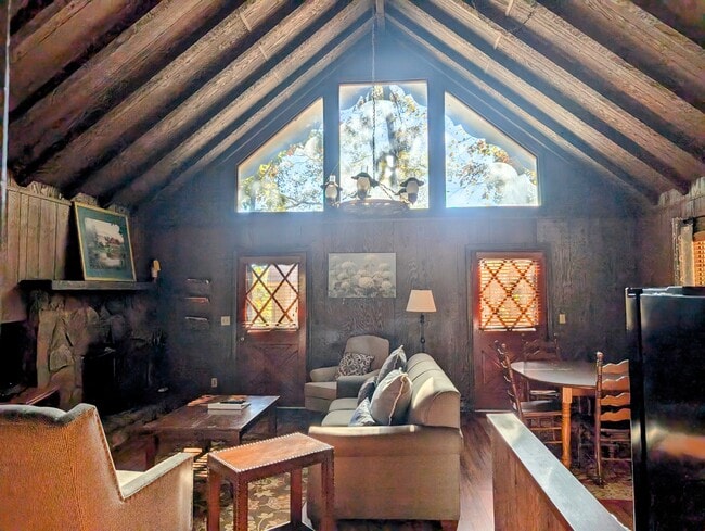 Photo - 155 Chalet Village Dr