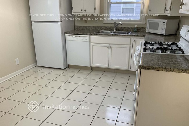 Photo - 46 S Willow Ln