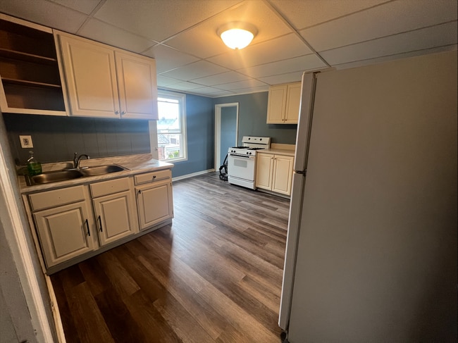 Building Photo - 5118 Globe Ave Unit 3