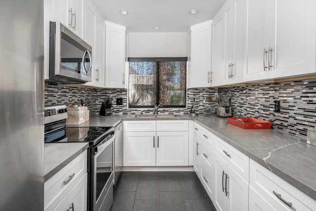 Photo - 71863 Eleanora Ln