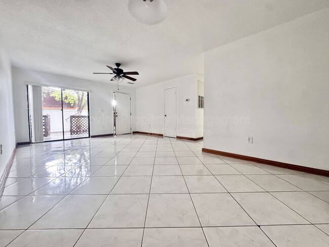 Photo - 4108 Flying Fortress Ave