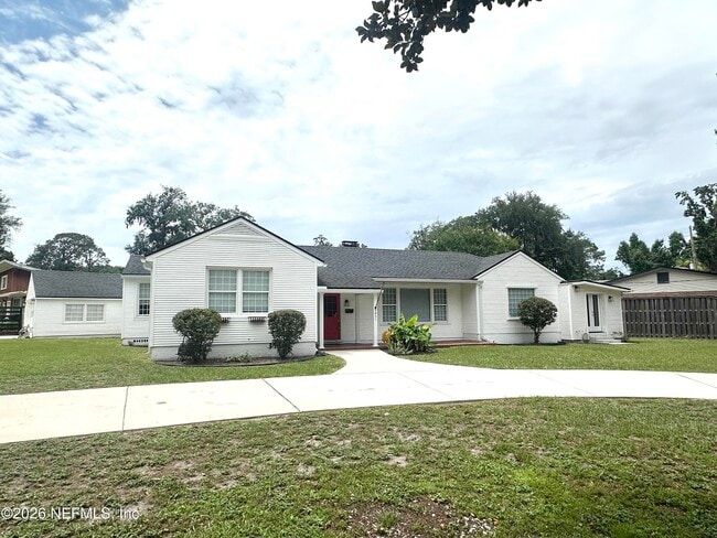 Photo - 5951 Clifton Ave