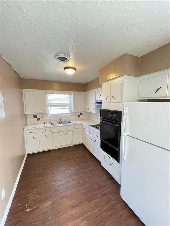 Photo - 1909 Theodore Dr