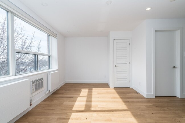 Photo - 263 Russell Hill Rd Unit 606