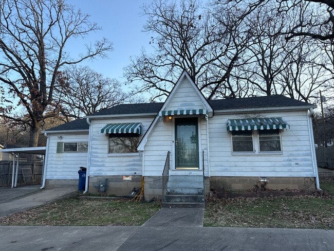 Building Photo - 4105 Old Jenny Lind Rd Rental