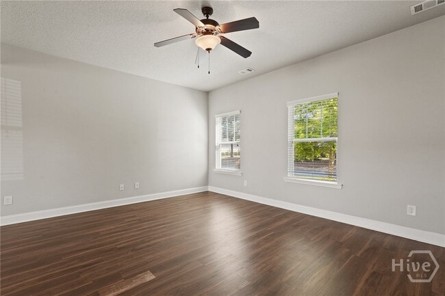 Photo - 612 Trellis Square