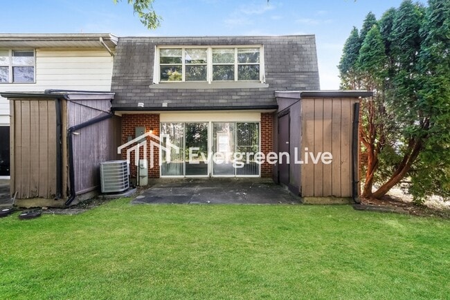 Photo - 7673 Mt Hood