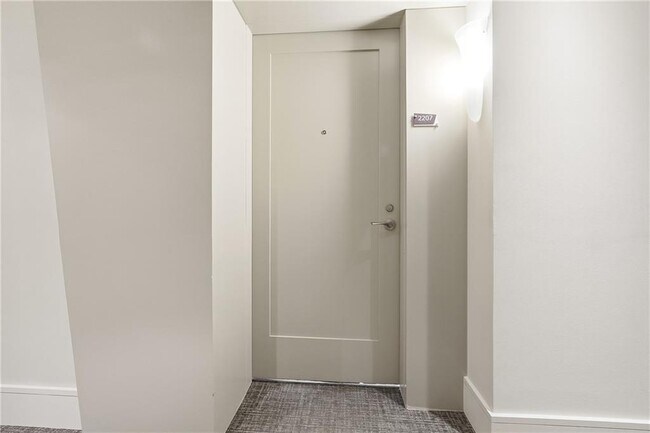 Photo - 3325 Piedmont Rd NE Unit 2207