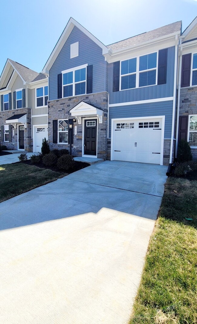 Building Photo - 5739 Addison Gate Dr