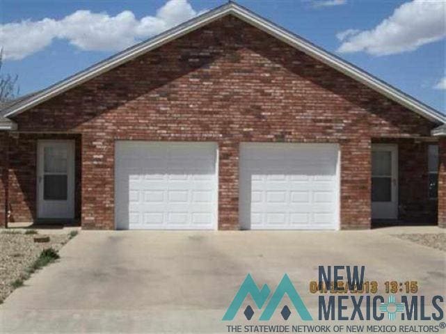 Photo - 708 Bison Rd