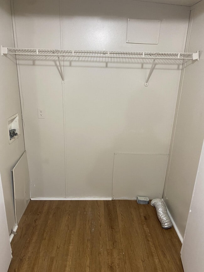 Photo - 3023 Cantabrian Dr