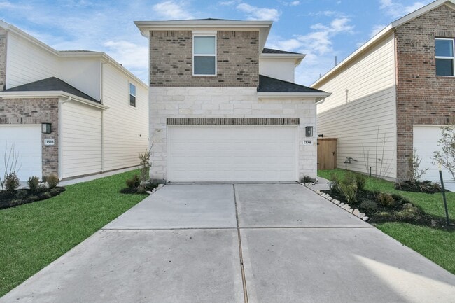 Photo - 1534 Revolution Way