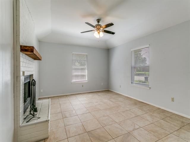 Photo - 980 Meadow Cir S