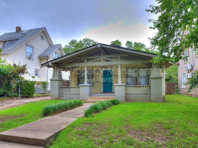 Photo - 1817 W Park Pl Casa